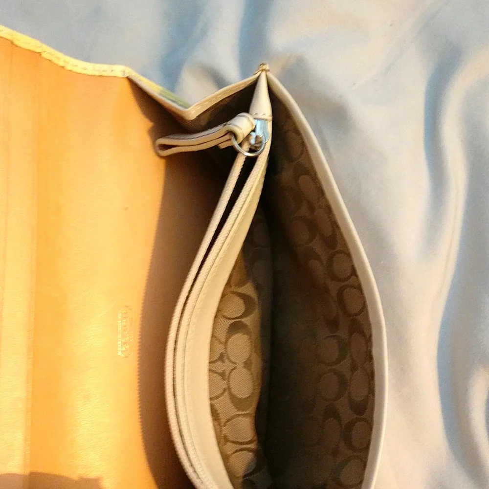 Vintage Coach wallet - Picture 6 of 12